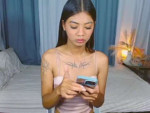 SamaraMillers online show from June 4, 3:49 pm