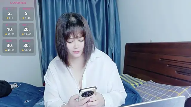 weipang1125 online show from December 4, 12:51 pm