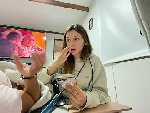 allisonn parker26 online show from December 19, 6:55 pm