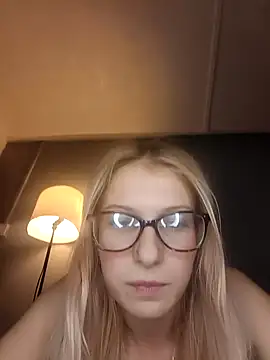 Stargirl247 online show from November 28, 1:08 am