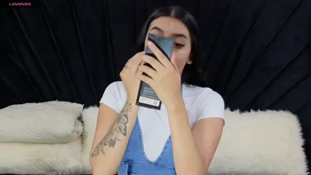 Venus Horney online show from March 30, 8:41 pm