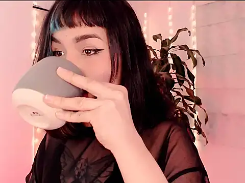 justmartina  online show from March 4, 1:56 am