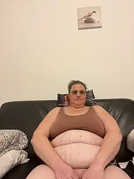 bea french curvy online show from March 1, 8:52 pm