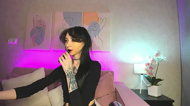 Ellen Hops online show from March 1, 7:52 am