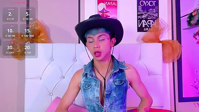 Prince Apolo online show from December 15, 10:15 pm