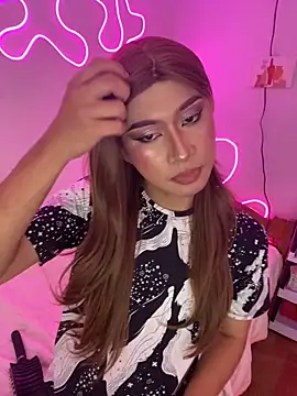  CandyTwink  online show from April 15, 5:13 pm