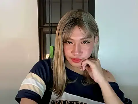  CandyTwink  online show from July 15, 10:25 pm