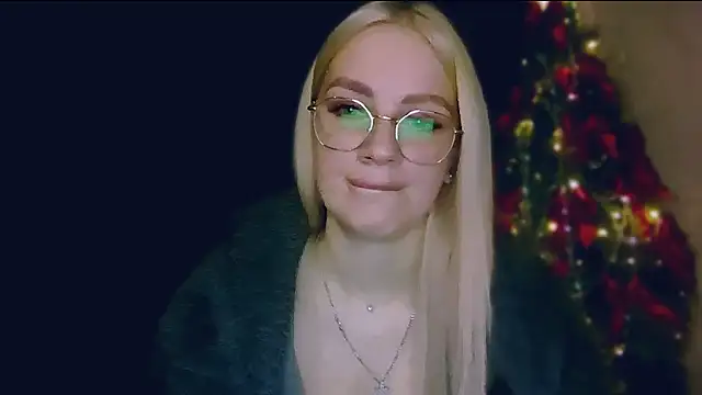 Whitehex666 online show from February 12, 6:53 pm