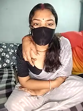 hotty ragini online show from December 14, 8:42 am