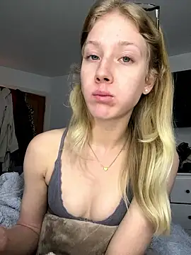 RosieLovexoxx online show from January 15, 3:18 pm