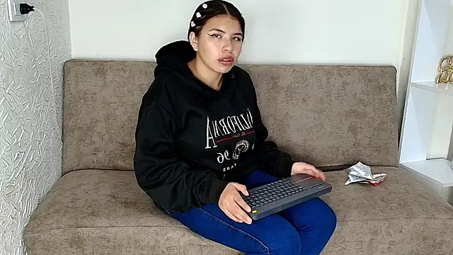 Nahomi rous777 online show from February 23, 6:07 pm