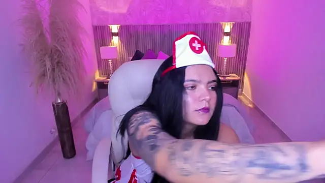 Allyson brown  online show from December 18, 8:13 pm