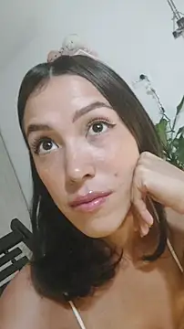 Lina Carolina online show from December 5, 10:05 am