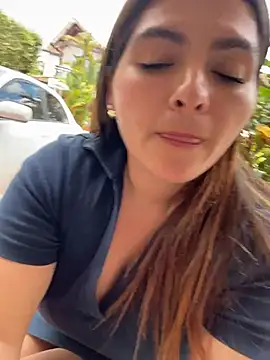 RosaliaVicky online show from December 4, 4:30 pm