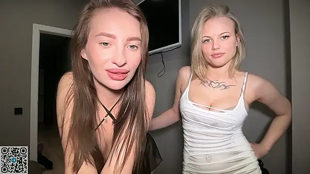 elloriah online show from March 10, 7:40 pm