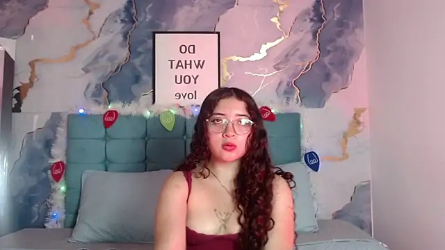 ZoeSinclair 5 online show from December 4, 9:48 pm