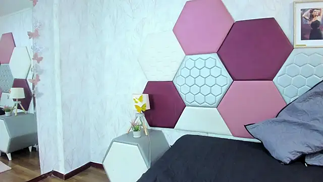 AriaRous online show from March 27, 3:24 pm