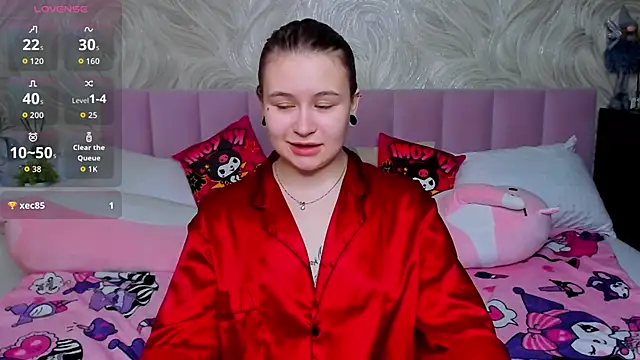 MilanaXHoney online show from December 17, 1:44 am