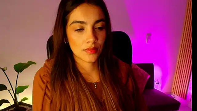 Julieta-8 online show from April 18, 4:15 am