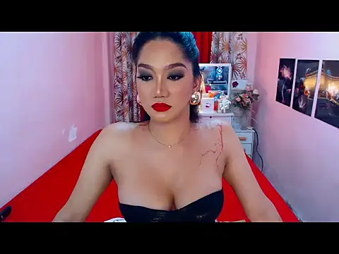 UrScreenGoddess online show from May 22, 11:47 pm