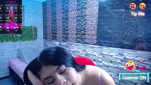 emma petit07 online show from December 13, 7:53 pm