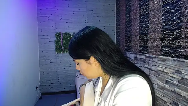 emma petit07 online show from December 19, 8:12 pm