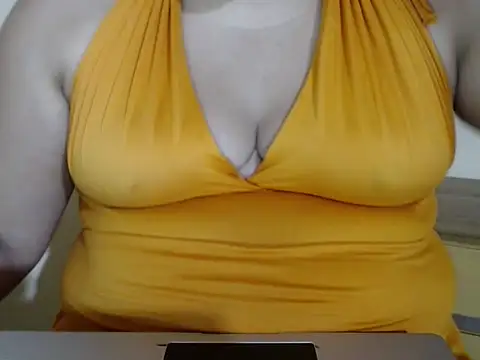 karolbb0 online show from January 15, 12:22 pm