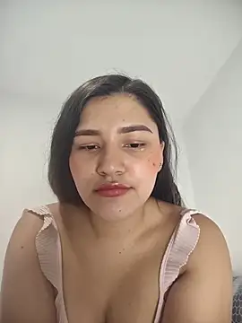 Julia-Blair online show from March 4, 5:30 pm