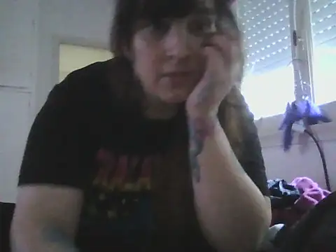 Darkytah online show from February 12, 9:05 pm