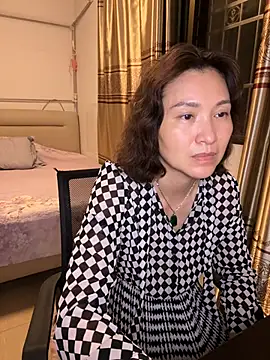 A-ZJunn online show from March 24, 12:54 pm