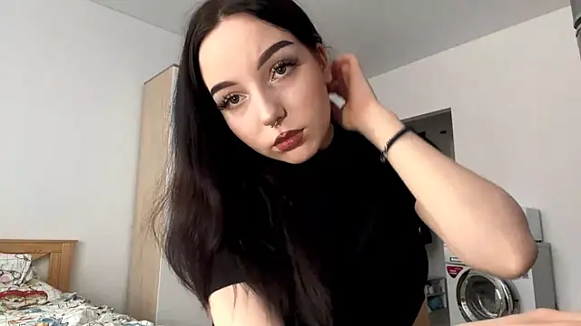 WhiteNoiseJoy online show from December 22, 9:01 am