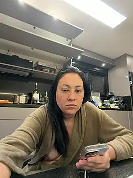 Deusaindia online show from April 3, 7:23 pm