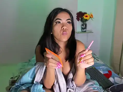 18teenssexy online show from December 18, 11:26 am