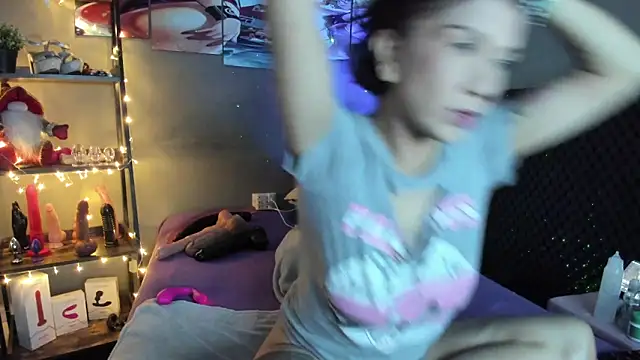 Shadia Squirt online show from October 17, 7:22 am