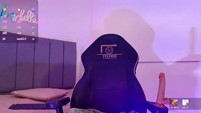 CHEERRY TAY1 online show from April 2, 7:55 pm