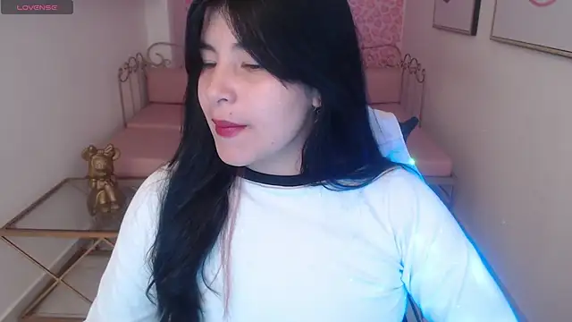 Nina harpper  online show from January 8, 1:26 pm