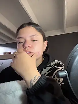 Camila Duarte2 online show from February 16, 1:22 pm