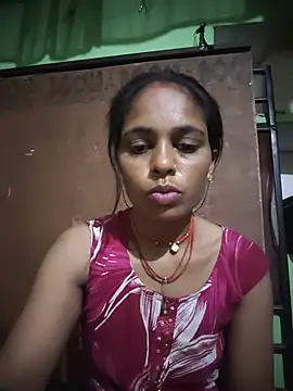 Rakhi hote online show from June 15, 10:43 pm