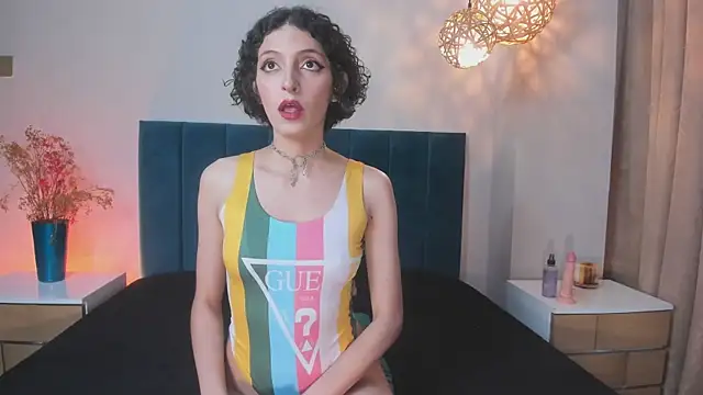 LyraVendrell online show from March 27, 1:40 am