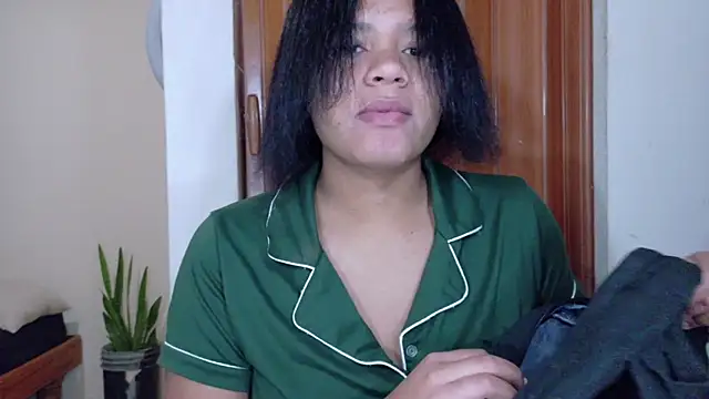 Aregoe Art online show from April 9, 8:58 pm