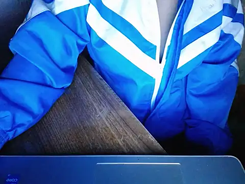 maian love online show from December 15, 8:14 pm