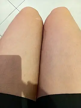 Baby-Linh online show from January 11, 6:18 am