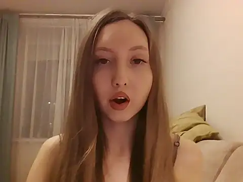 A-leya online show from December 3, 8:00 pm