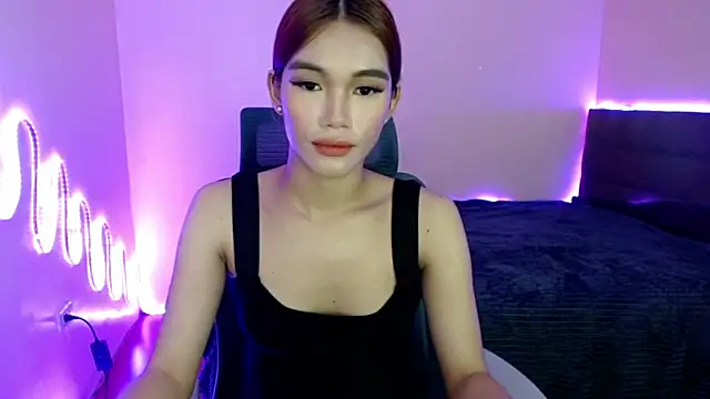 urfavenatsumi online show from December 19, 2:53 pm