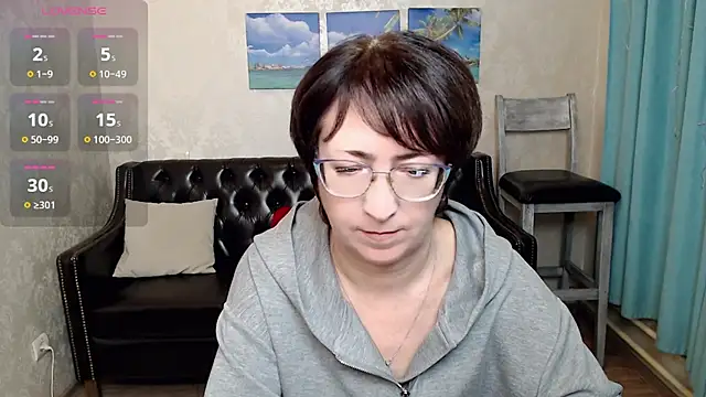 Your Love Lolla online show from December 4, 9:33 am