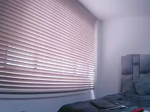 Fernanda andrew online show from March 27, 4:08 pm