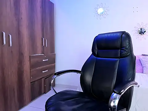 thaily 22 online show from December 4, 7:25 pm