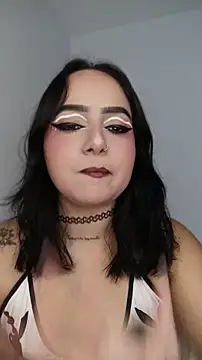 tiffanybrowm online show from April 17, 2:57 am