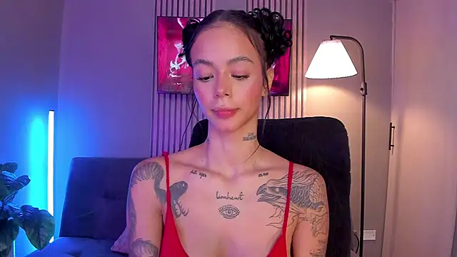 VegaLuxe online show from February 17, 1:54 pm