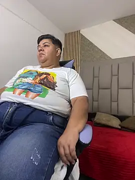 isabel wt online show from December 15, 11:59 am